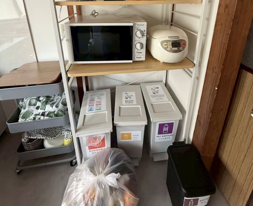 分別ラベルつきのゴミ箱